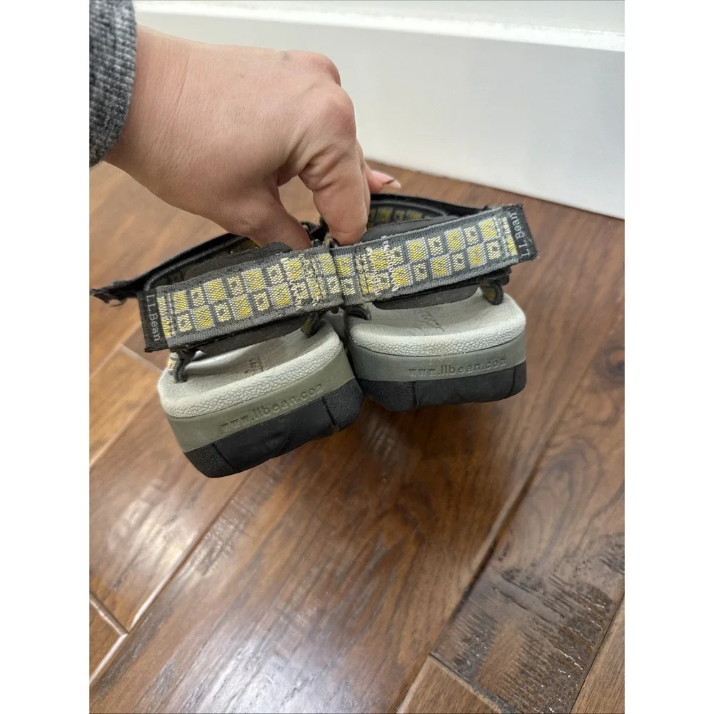 LL Bean Hiking Outdoors Strap Sandal Women 7.5 Gray Gorpcore Travel Water Sporty